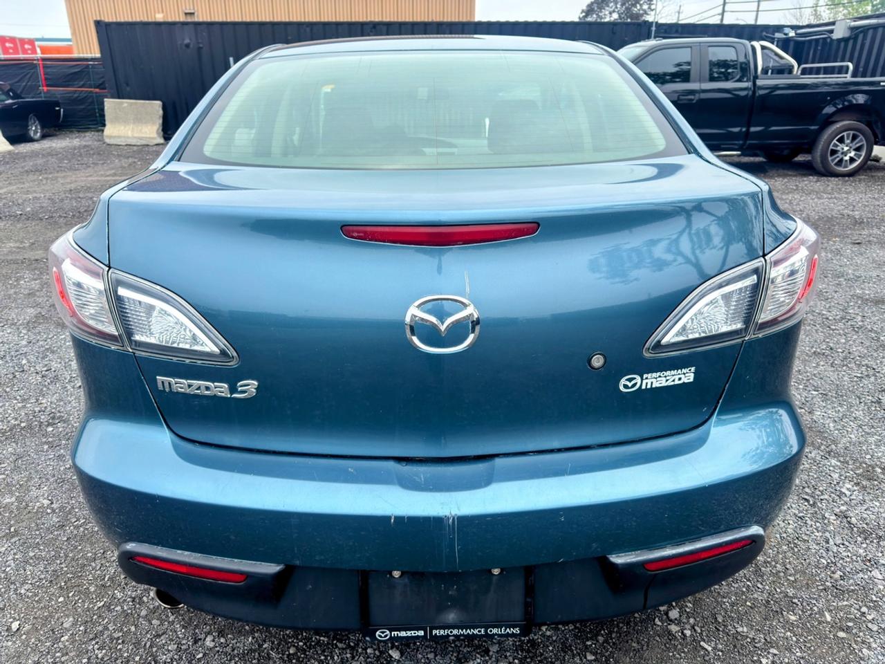 2010 Mazda MAZDA3 GX Photo