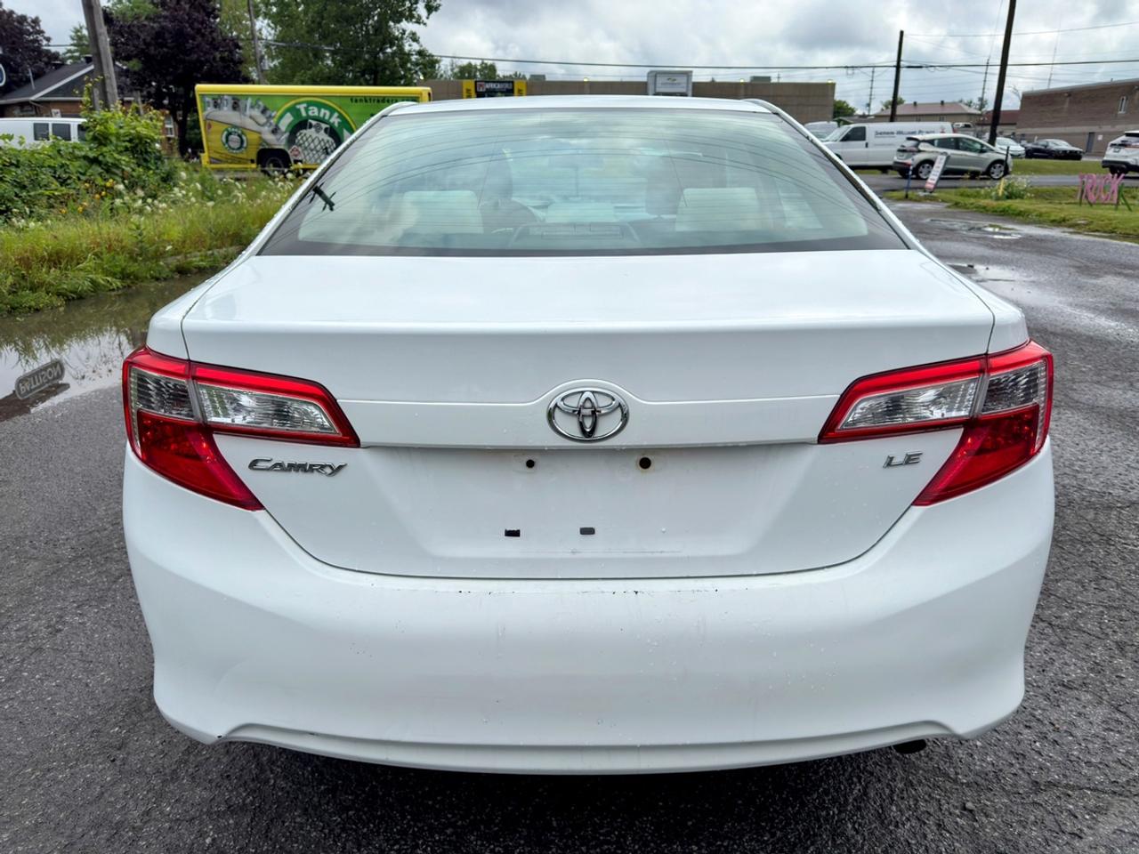 2012 Toyota Camry LE Photo