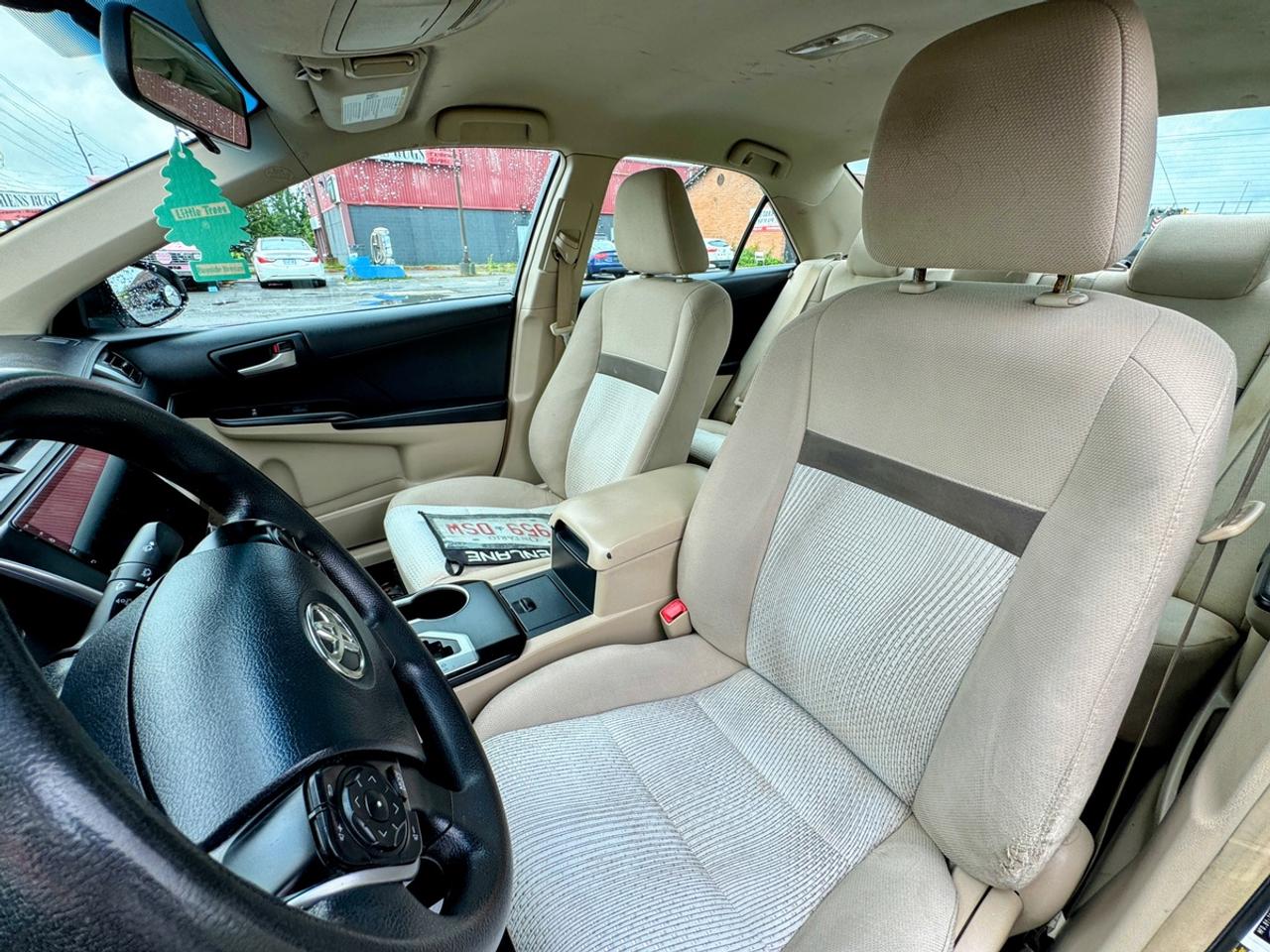 2012 Toyota Camry LE Photo
