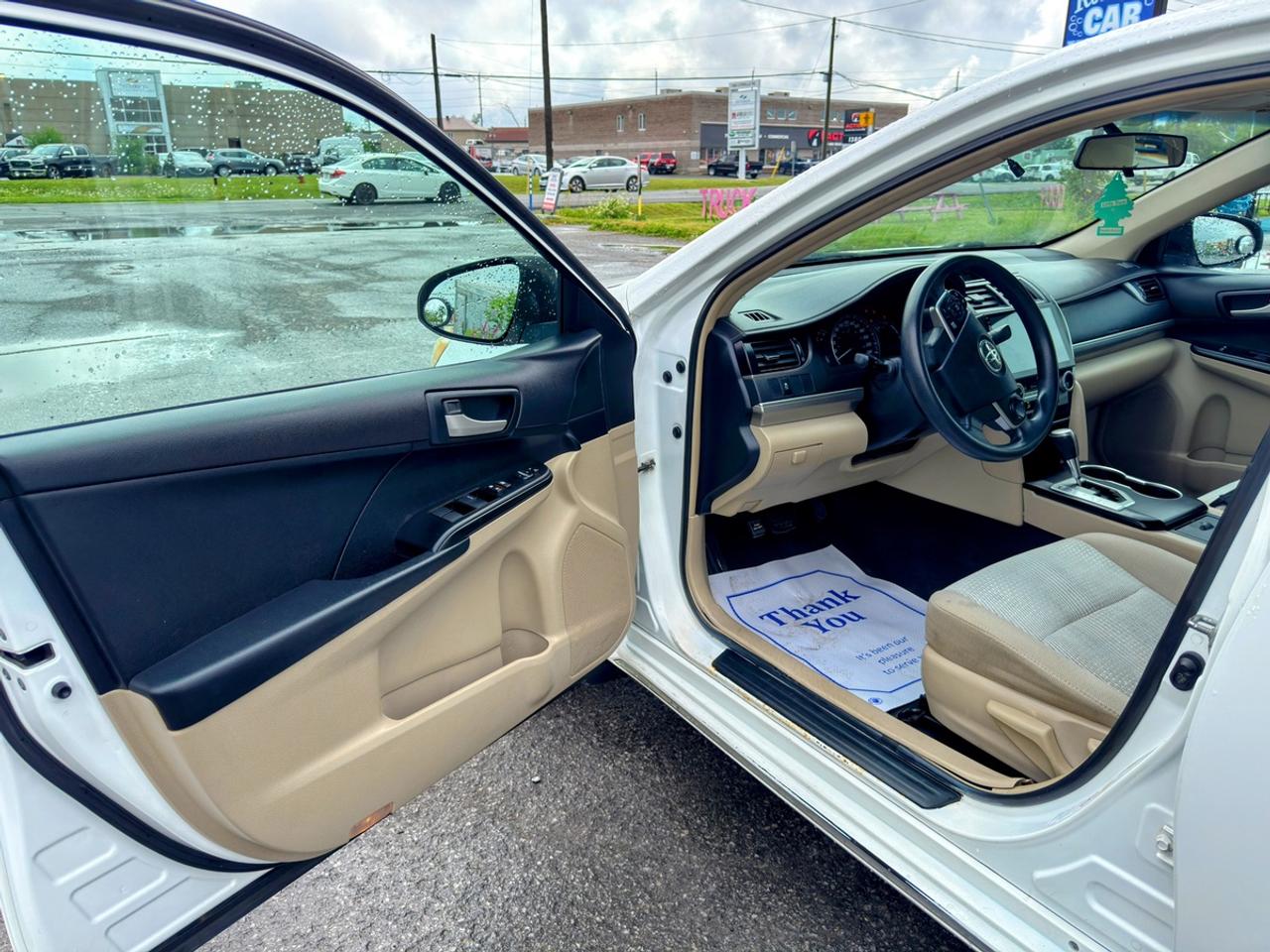 2012 Toyota Camry LE Photo