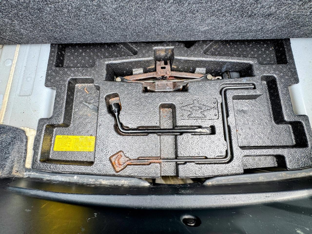 2012 Toyota Camry LE Photo
