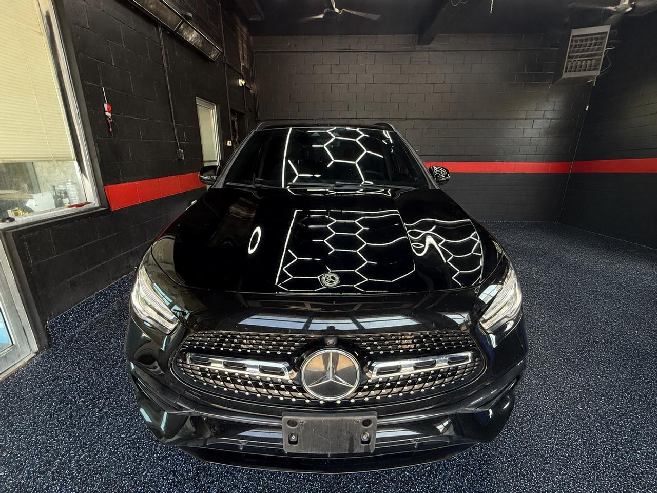 2021 Mercedes-Benz GLA 250 Photo1