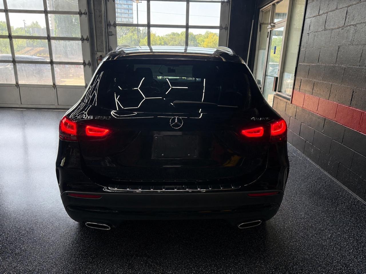 2021 Mercedes-Benz GLA 250 Photo3