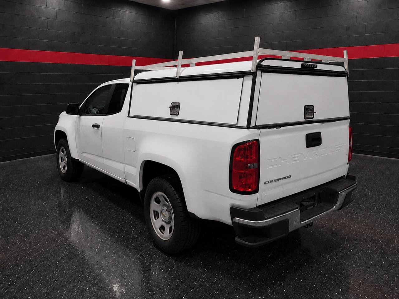 2021 Chevrolet Colorado WT Photo3