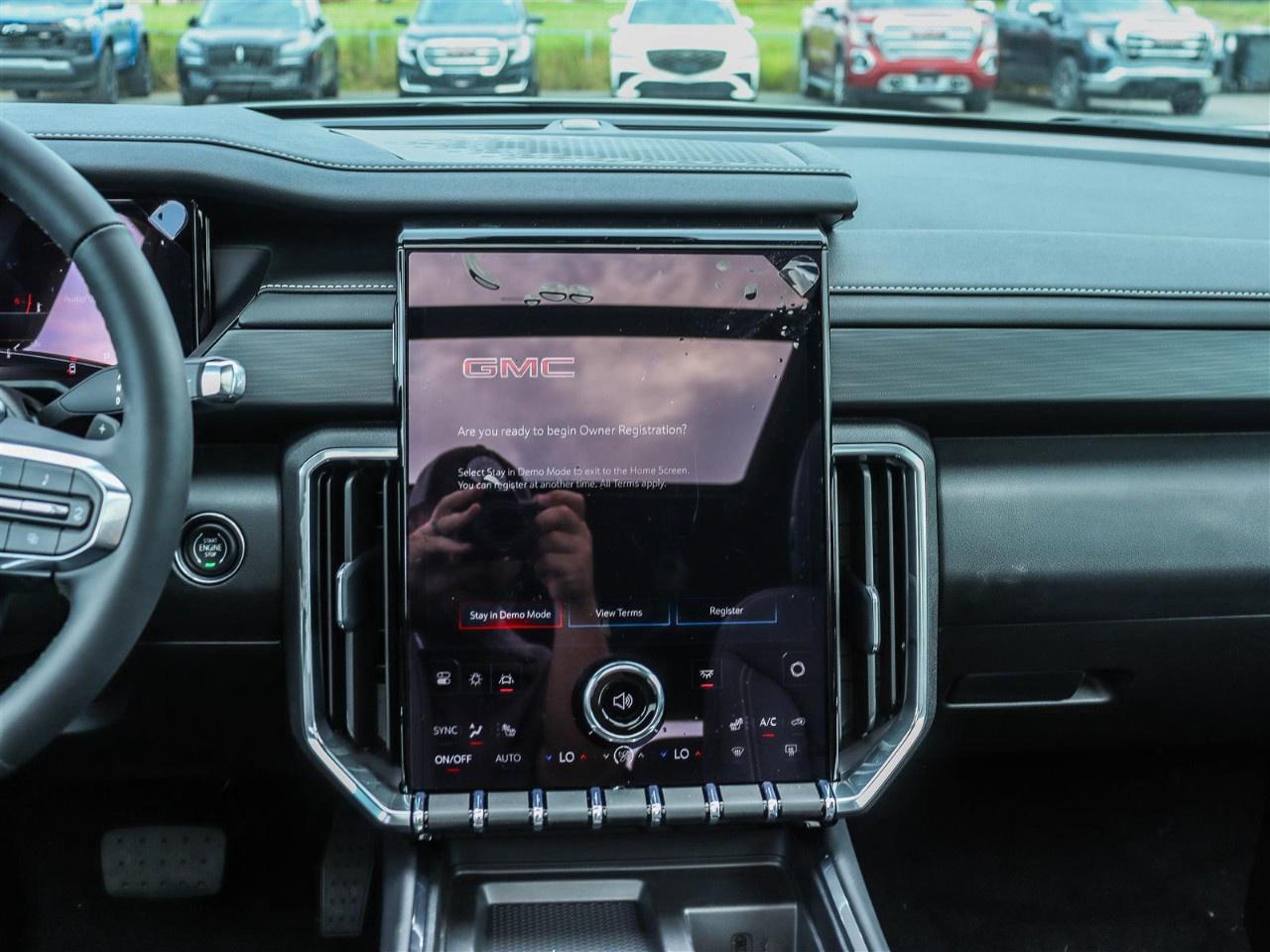 2027 GMC Acadia AWD Elevation Photo