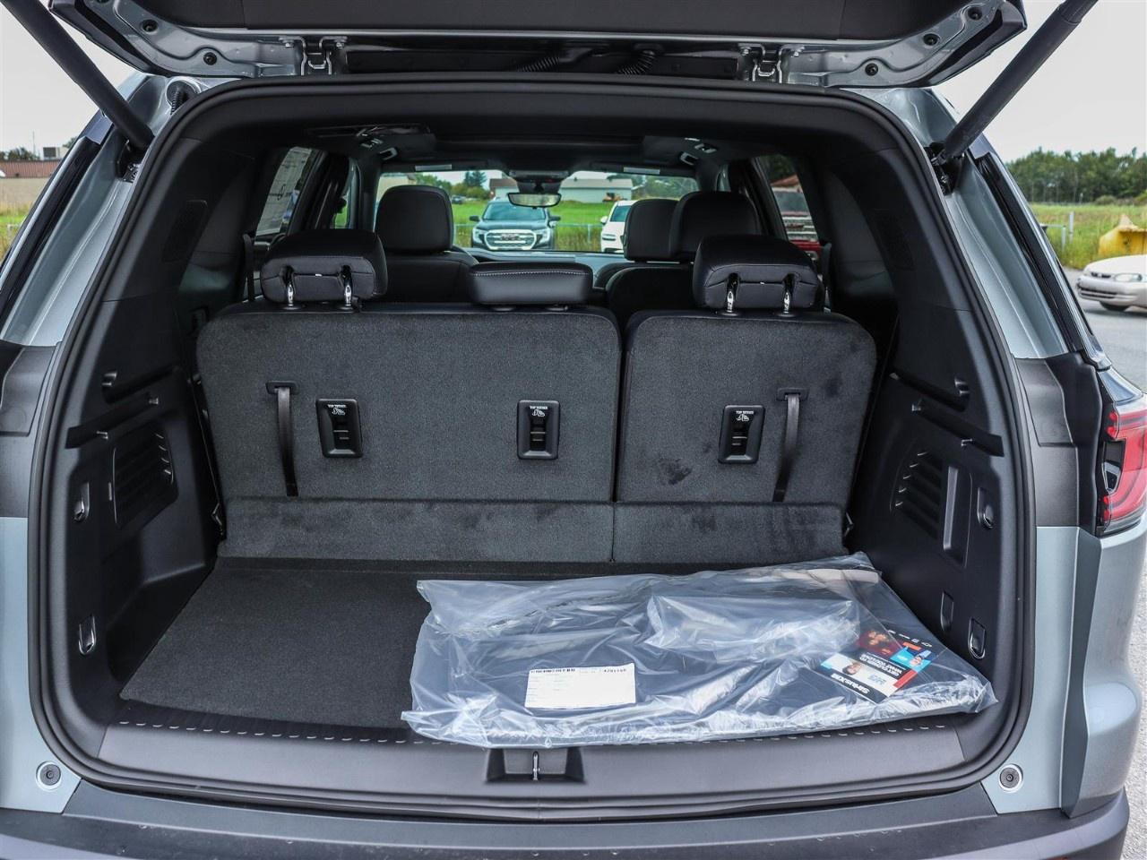 2027 GMC Acadia AWD Elevation Photo
