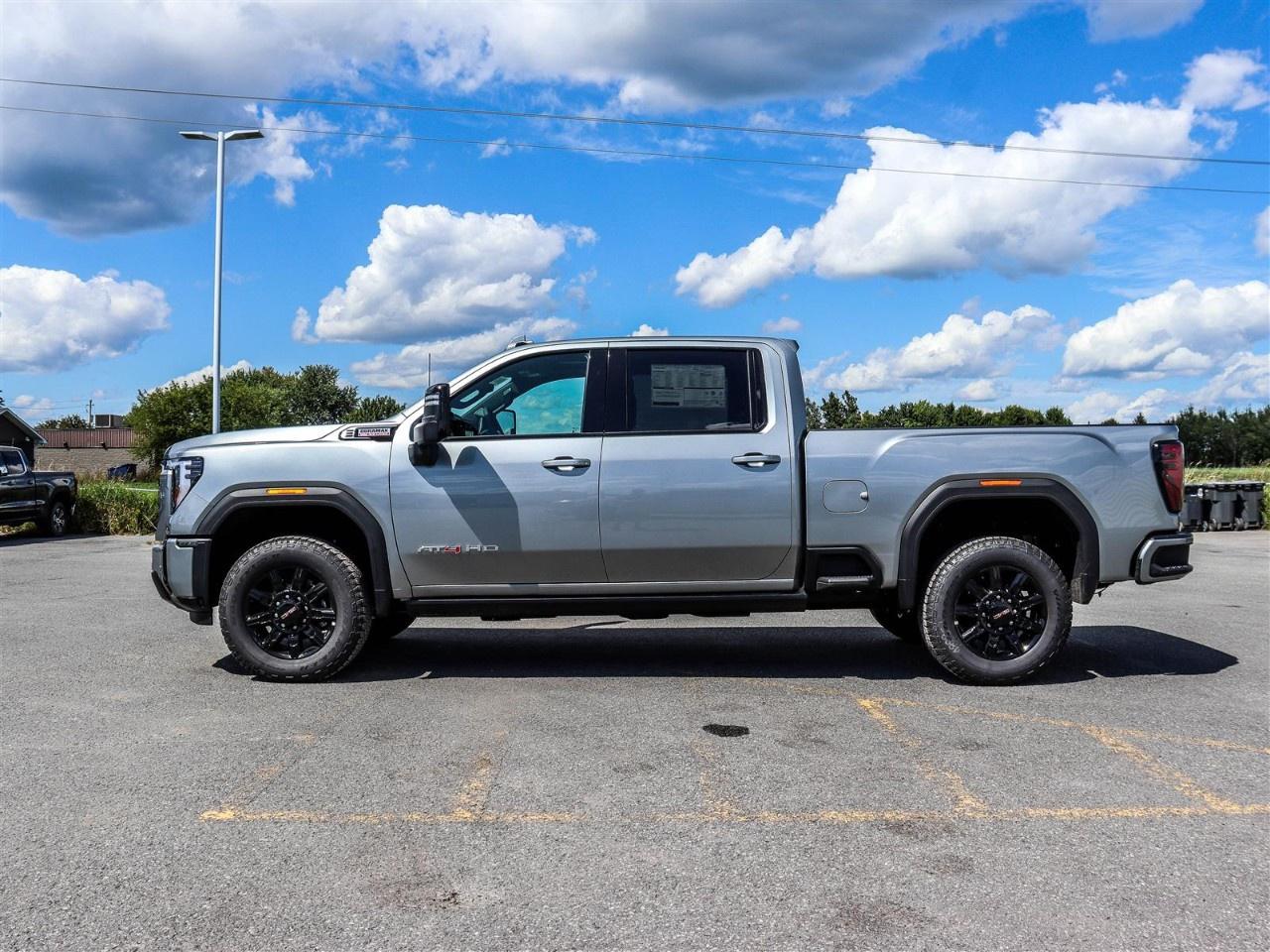 2026 GMC Sierra 3500HD 4WD Crew Cab Standard Box AT4 Photo