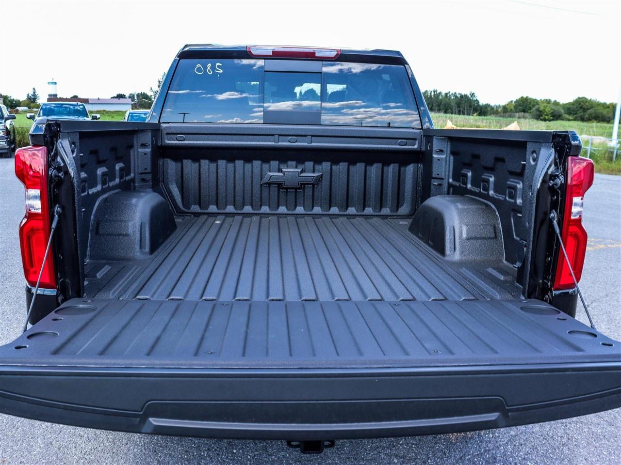 2026 Chevrolet Silverado 1500 Crew Cab Short Box 4-Wheel Drive RST Photo