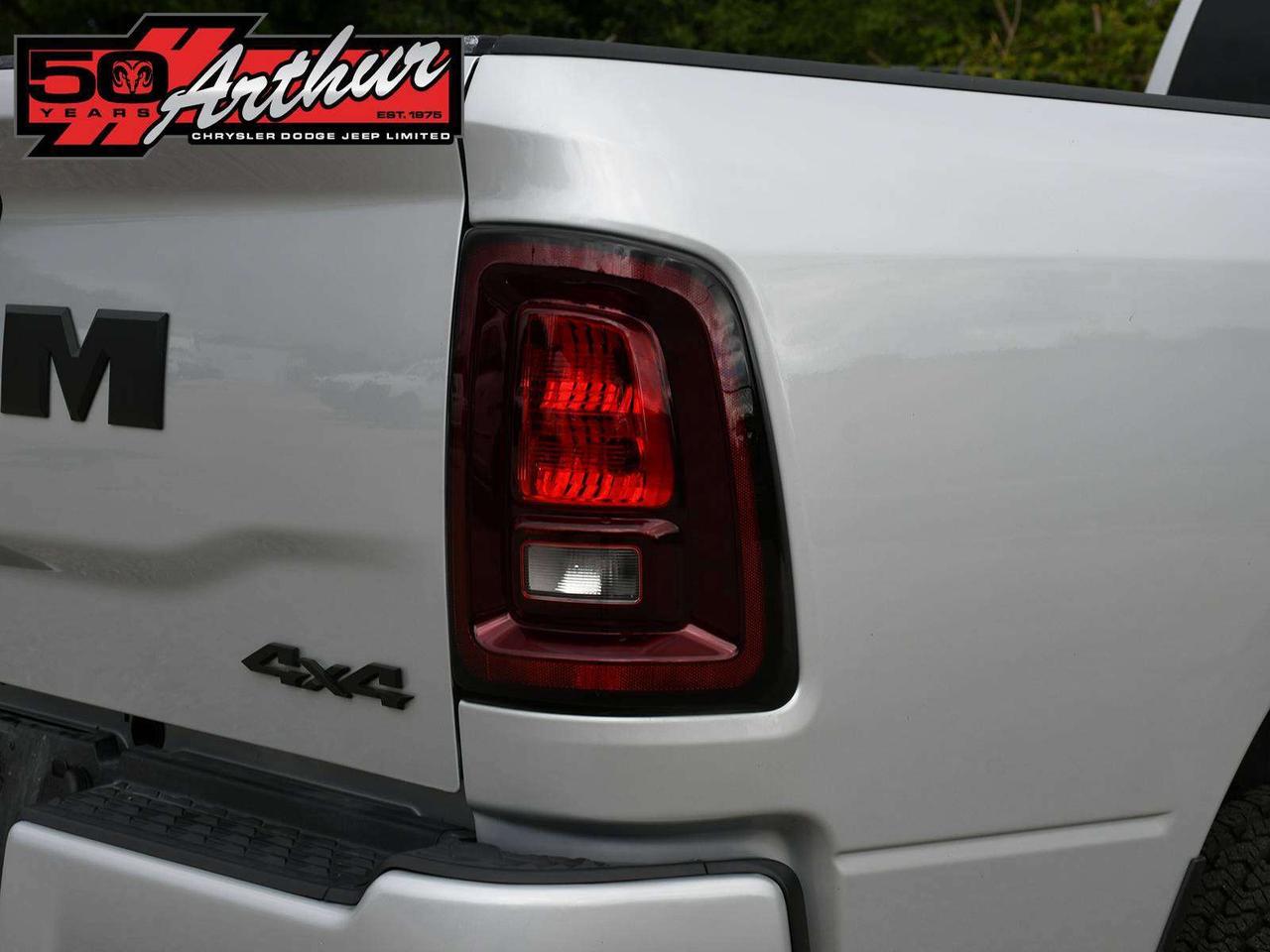 2026 RAM 2500 BLACK EXPRESS CREW CAB 4X4 LONGBOX Photo