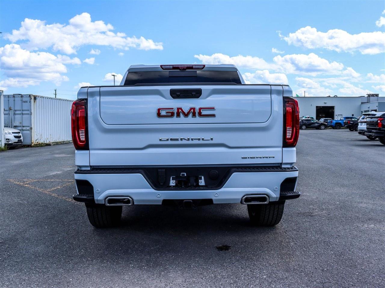 2026 GMC Sierra 1500 Crew Cab Short Box 4-Wheel Drive Denali Photo