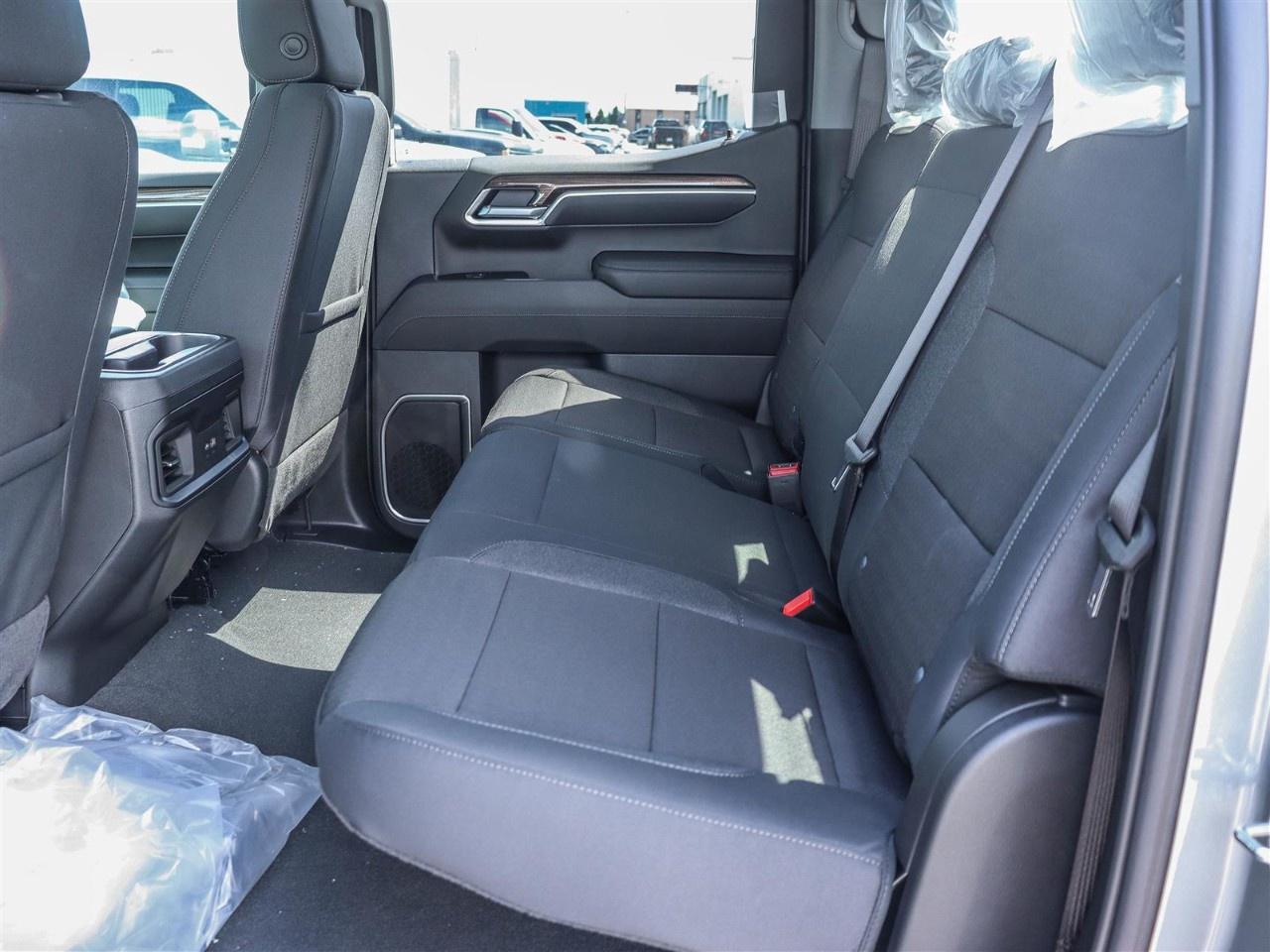 2026 Chevrolet Silverado 1500 Crew Cab Short Box 4-Wheel Drive RST Photo