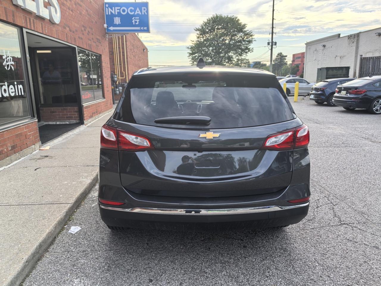 2019 Chevrolet Equinox LT Photo