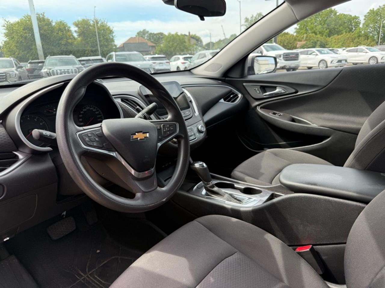 2019 Chevrolet Malibu LS Photo