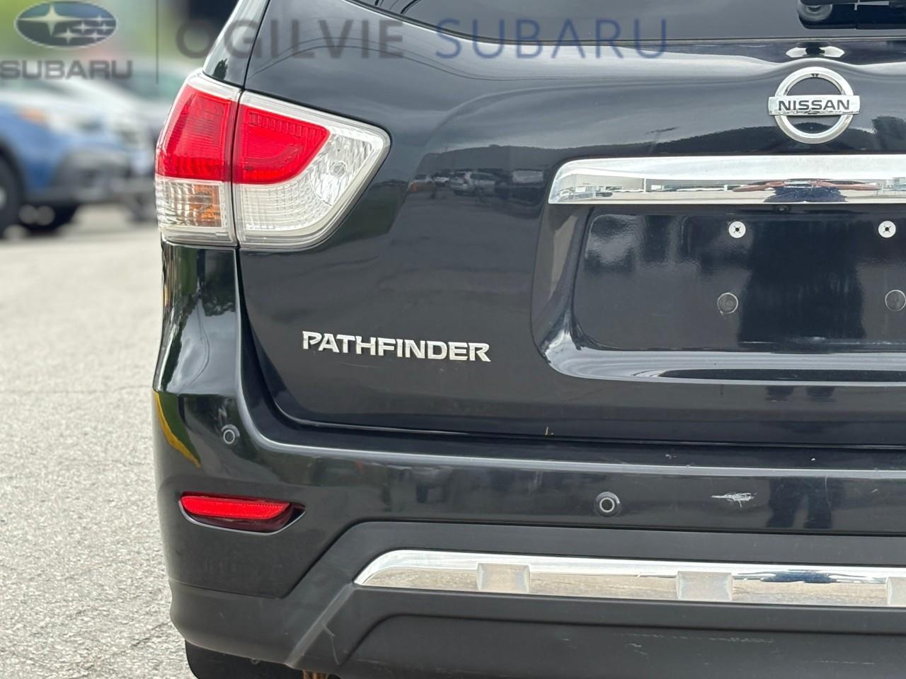 2015 Nissan Pathfinder SV 4dr 4x4 Photo
