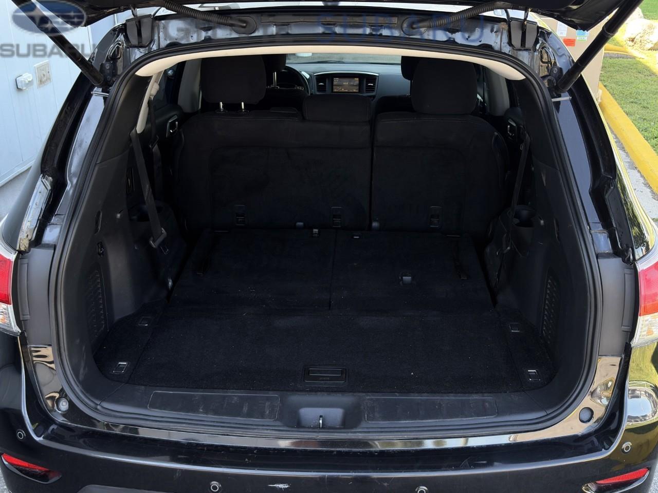 2015 Nissan Pathfinder SV 4dr 4x4 Photo