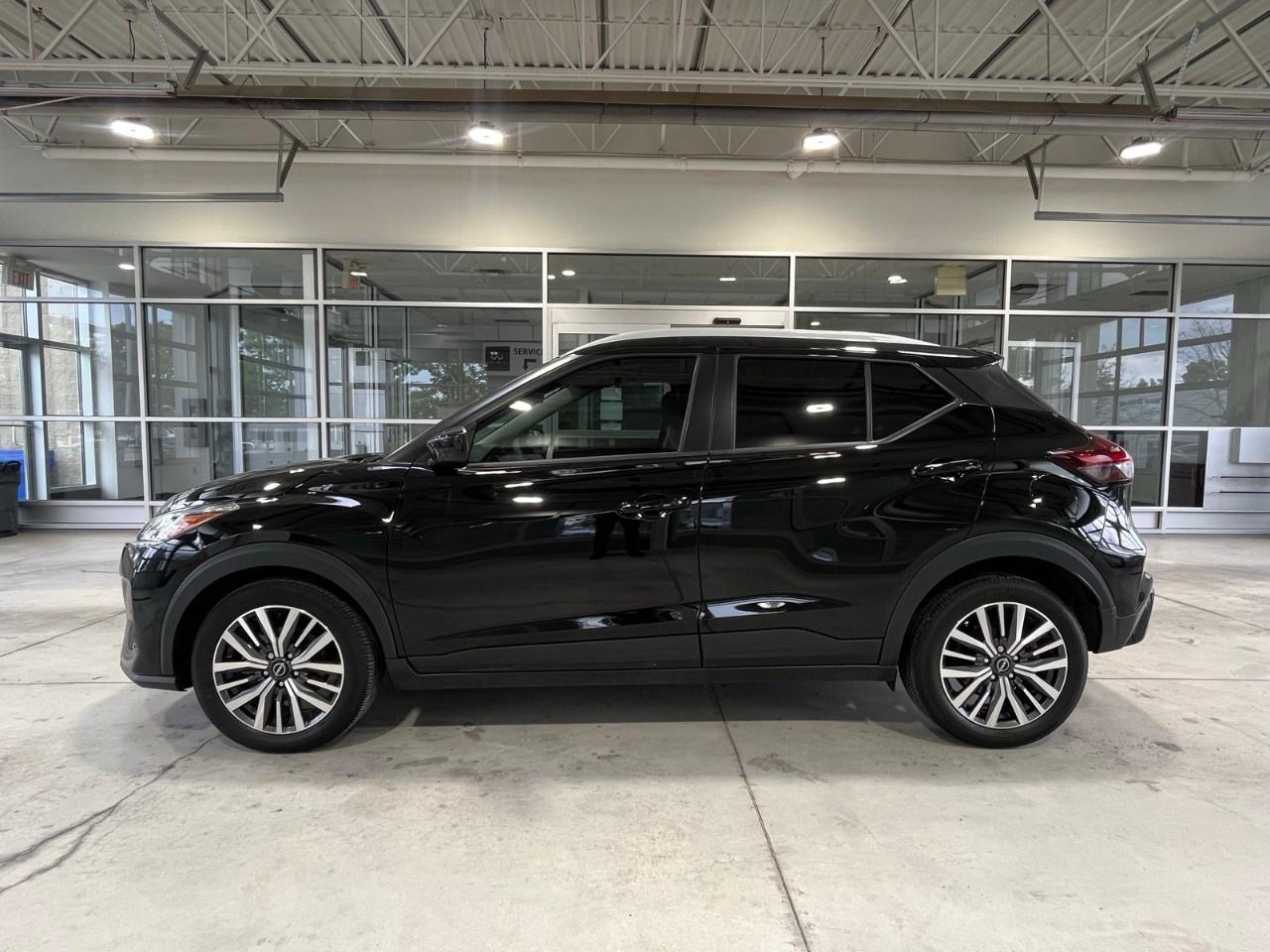 2024 Nissan Kicks SV FWD Photo