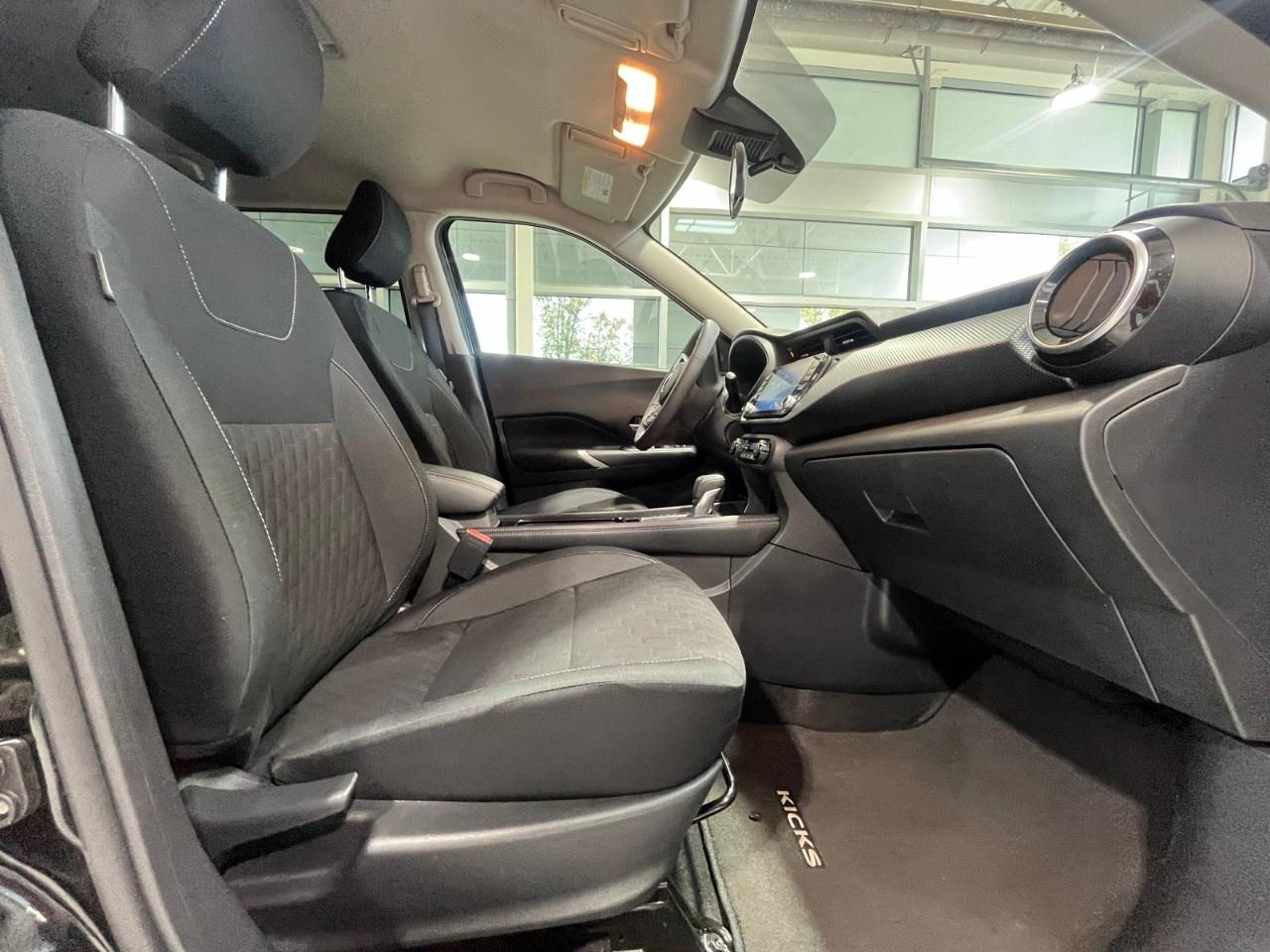 2024 Nissan Kicks SV FWD Photo