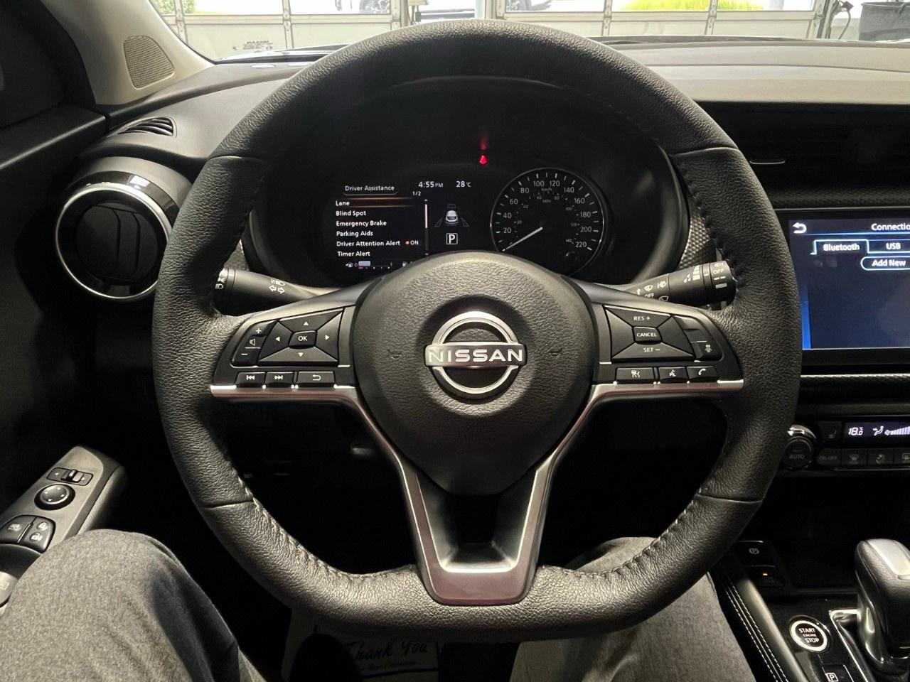 2024 Nissan Kicks SV FWD Photo