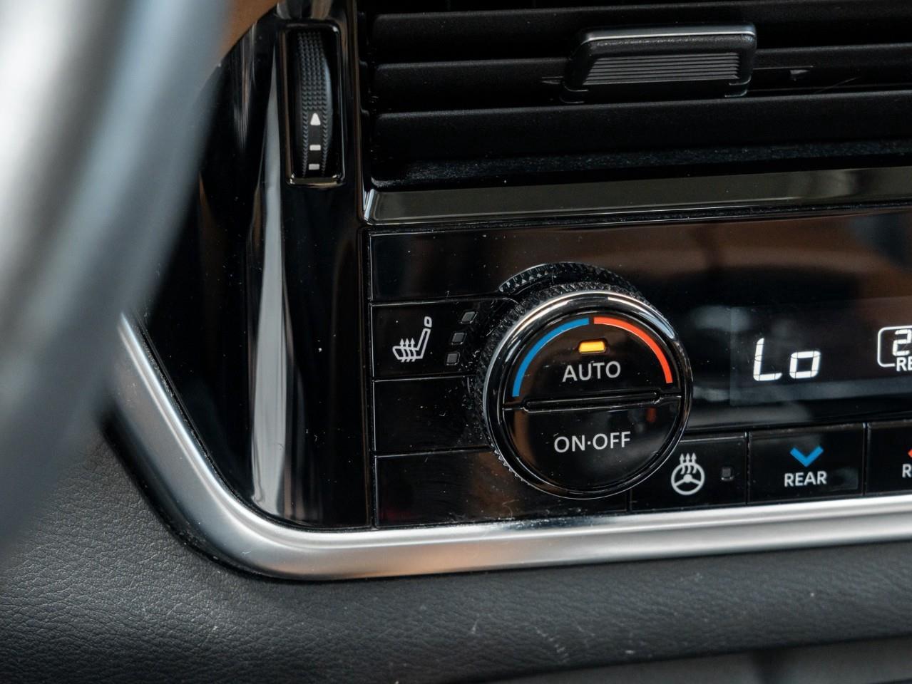 2024 Nissan Rogue Platinum 4dr All-Wheel Drive Sport Utility Photo