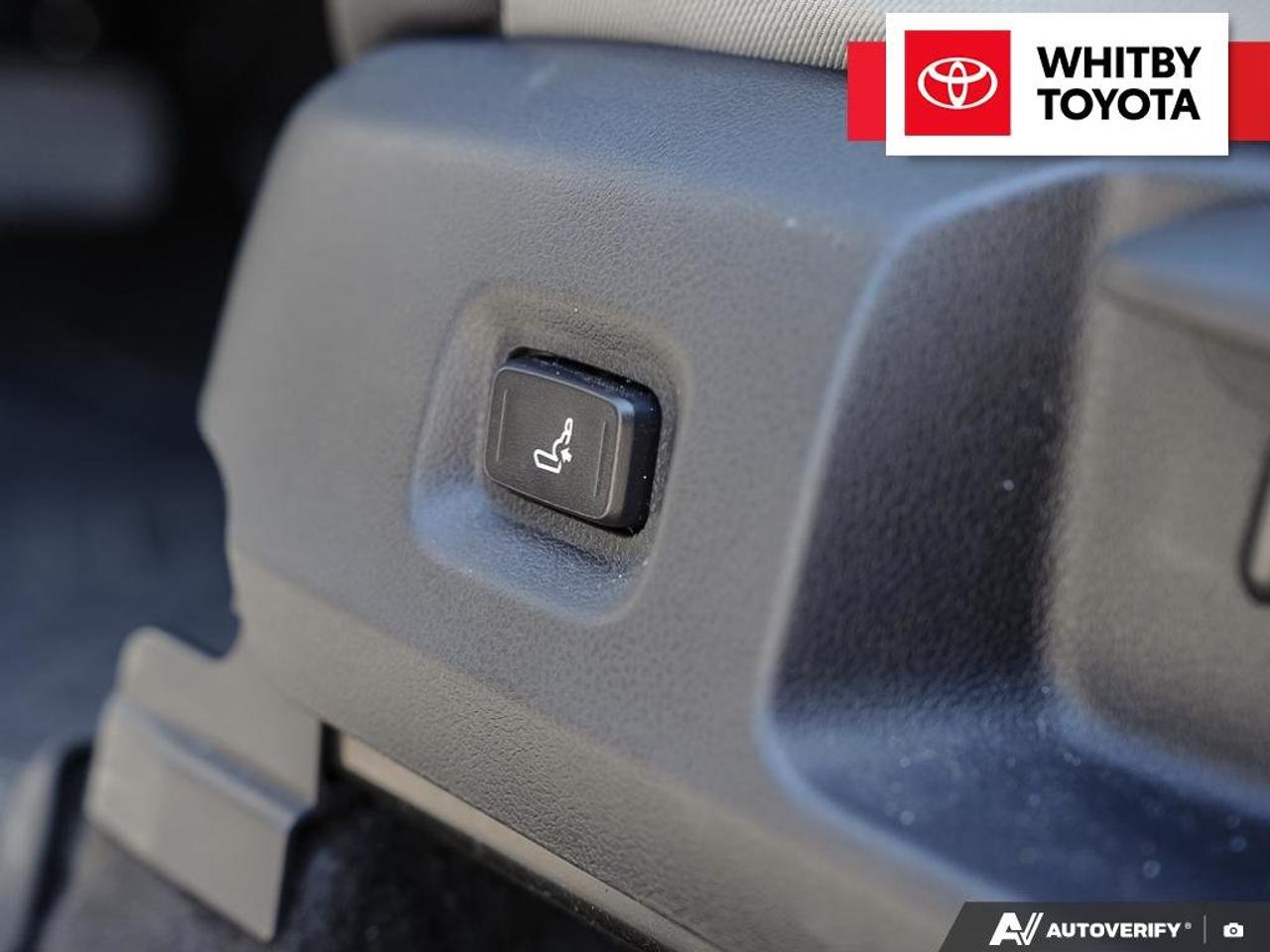 2024 Toyota Tacoma 2.4L Double Cab / Heated Seats Photo