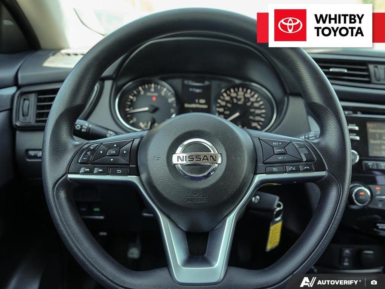 2017 Nissan Rogue SV 2.5L Photo