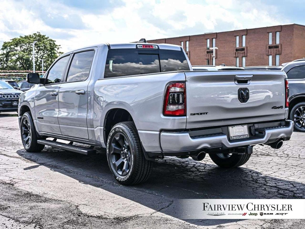 2023 RAM 1500 Sport 4x4 Crew Cab 5'7 Box DUAL PANO ROOF   LEATHER   NIGHT EDITION   REMOTE START   HEATED SEATS Photo3