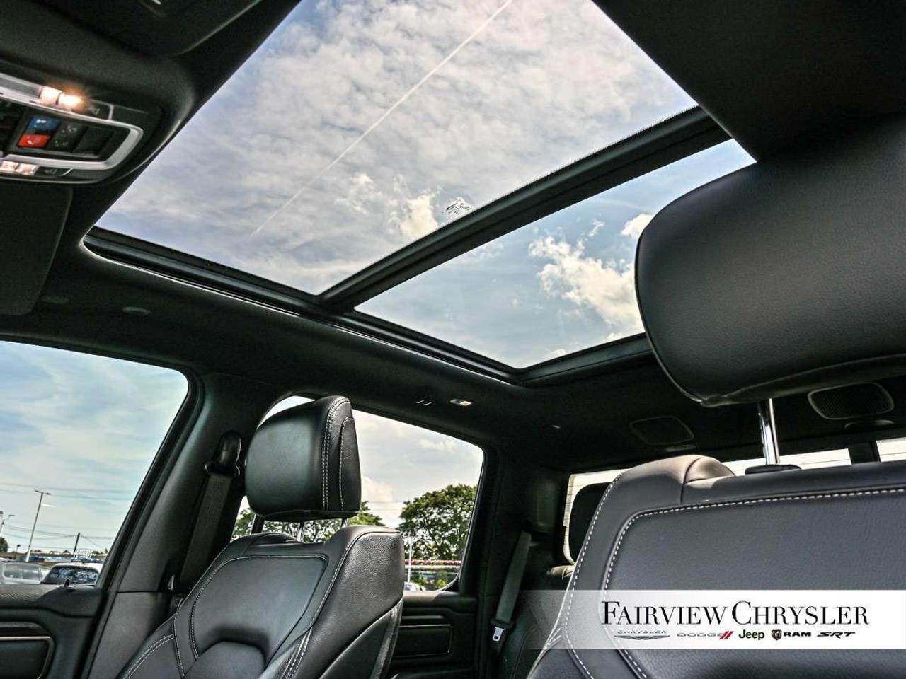 2023 RAM 1500 Sport 4x4 Crew Cab 5'7 Box DUAL PANO ROOF   LEATHER   NIGHT EDITION   REMOTE START   HEATED SEATS Photo