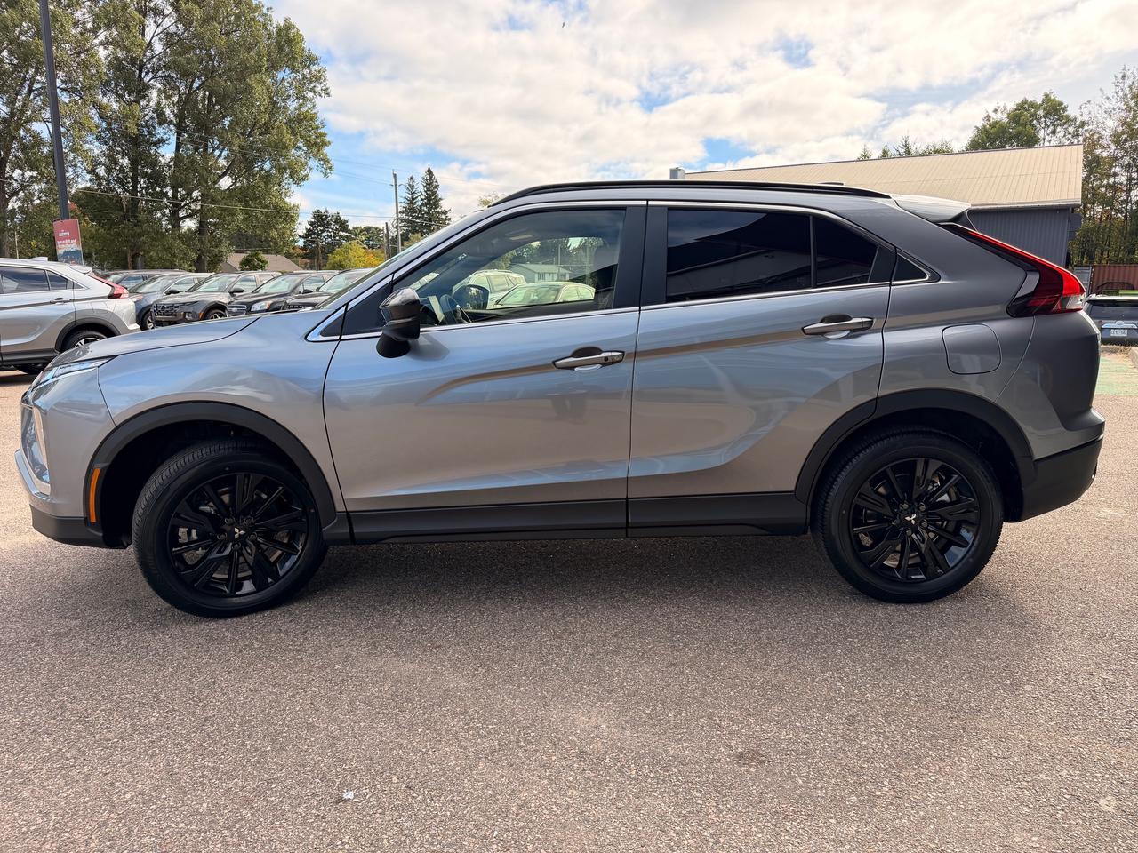2026 Mitsubishi Eclipse Cross NOIR 4dr S-AWC Photo3
