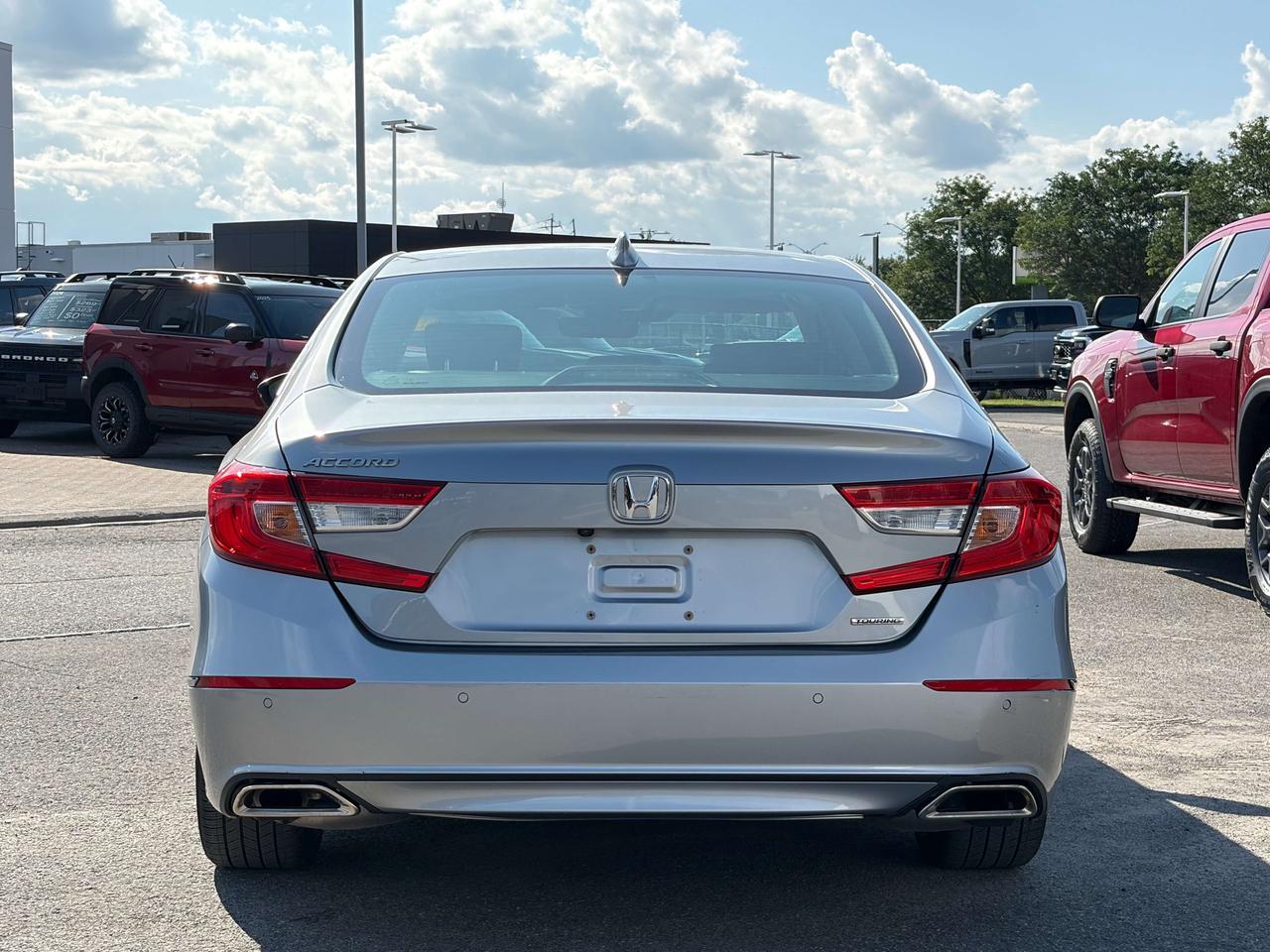 2019 Honda Accord Touring 1.5T (CVT) 4dr Sedan Photo