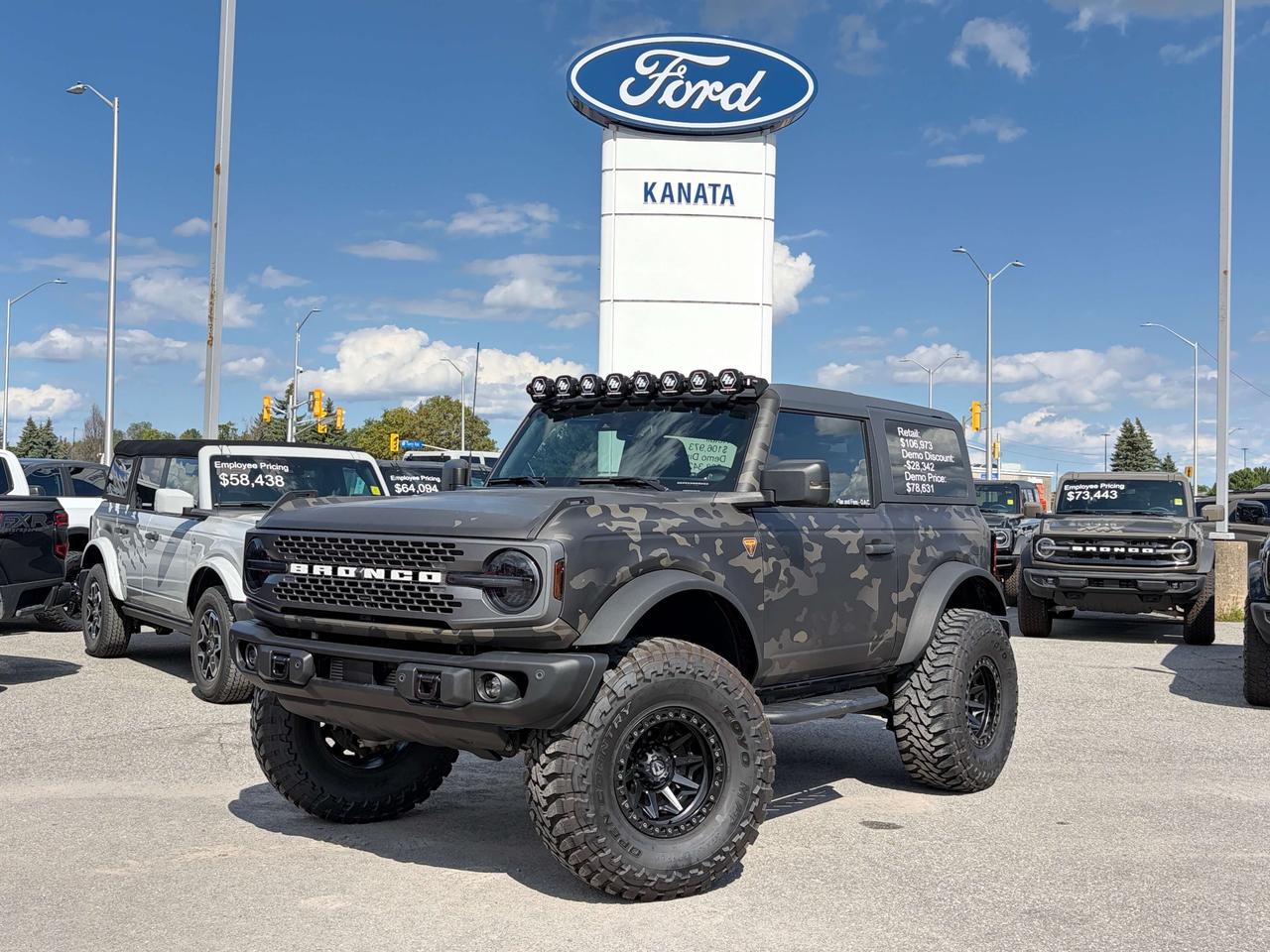2024 Ford Bronco Badlands 2dr 4x4 Photo