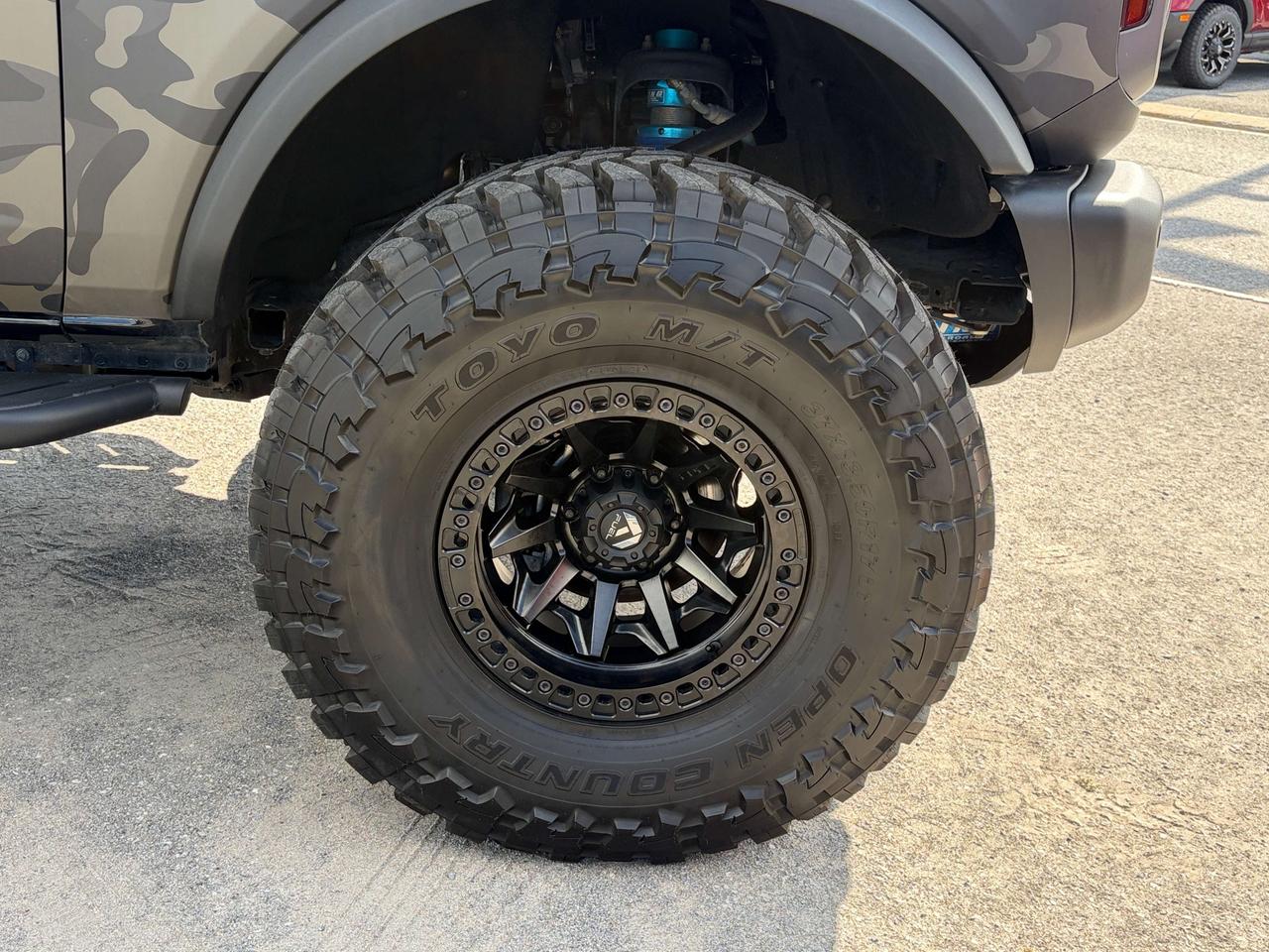 2024 Ford Bronco Badlands 2dr 4x4 Photo