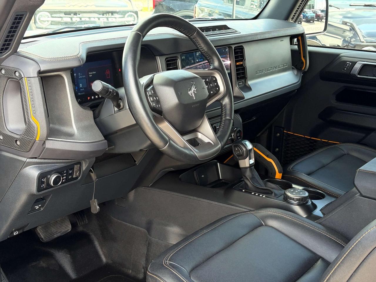 2024 Ford Bronco Badlands 2dr 4x4 Photo