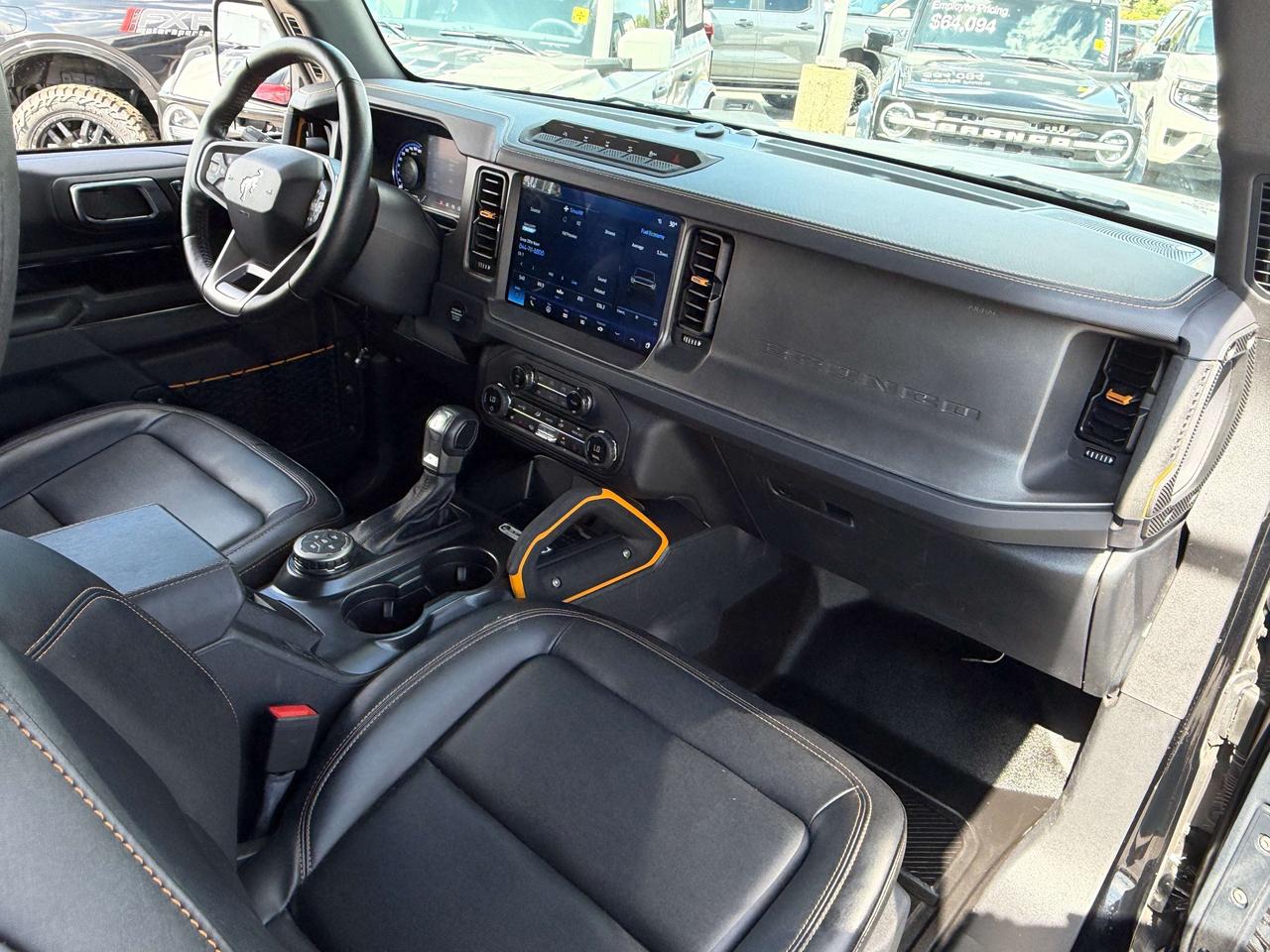 2024 Ford Bronco Badlands 2dr 4x4 Photo