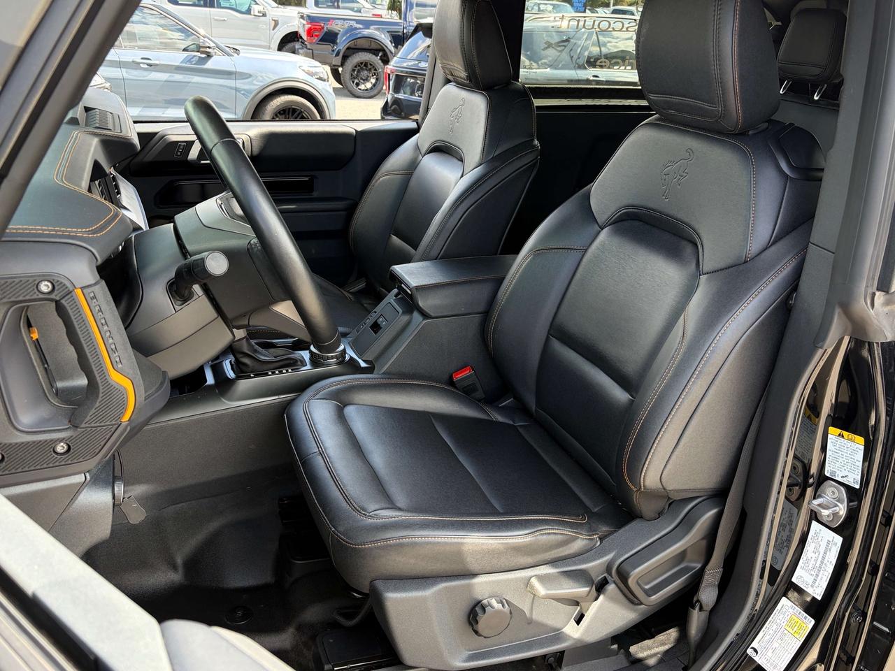 2024 Ford Bronco Badlands 2dr 4x4 Photo