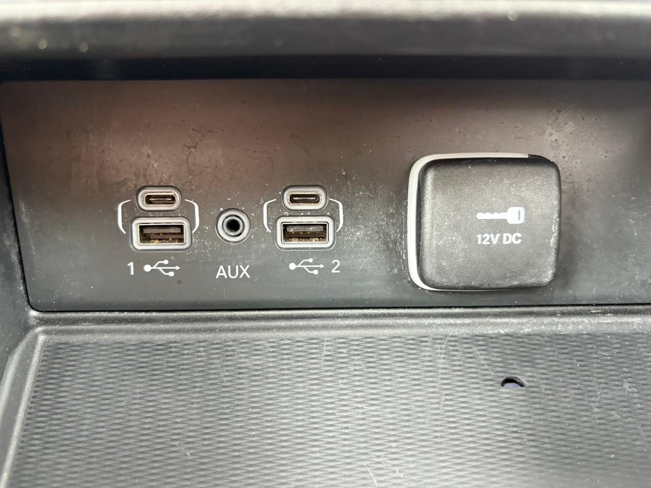 2023 Jeep Grand Cherokee Laredo 4dr 4x4 Photo
