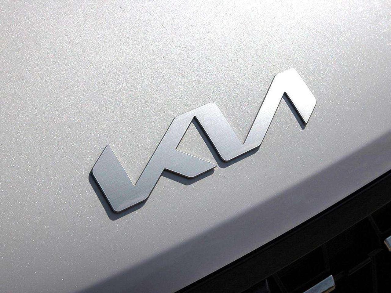 2026 Kia Carnival SX Photo