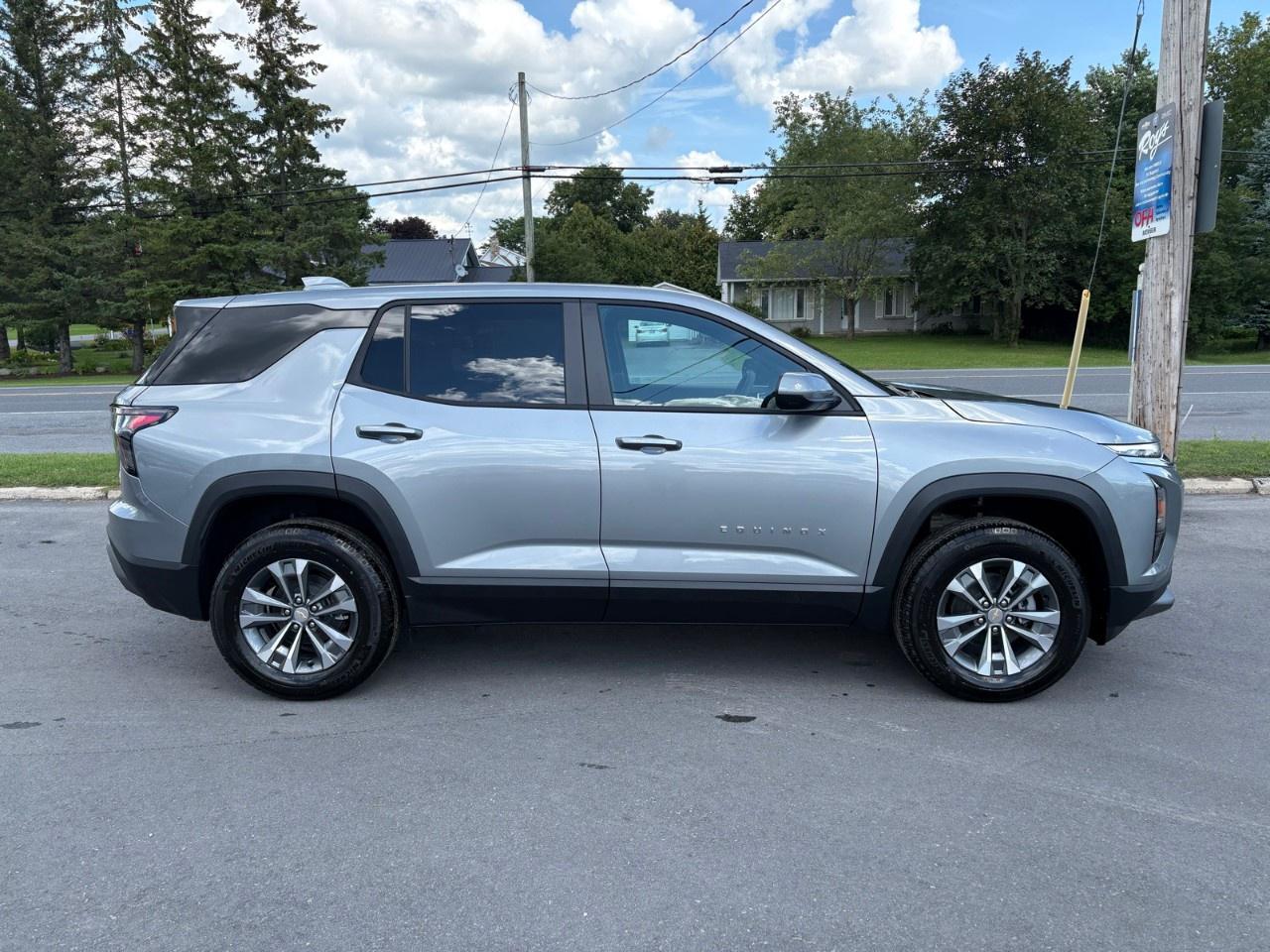 2027 Chevrolet Equinox AWD LT Photo