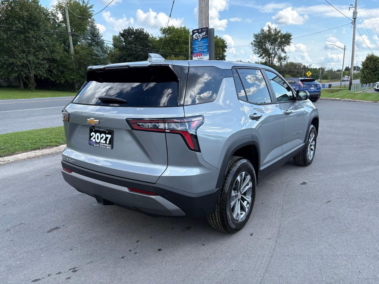 2027 Chevrolet Equinox AWD LT Photo4