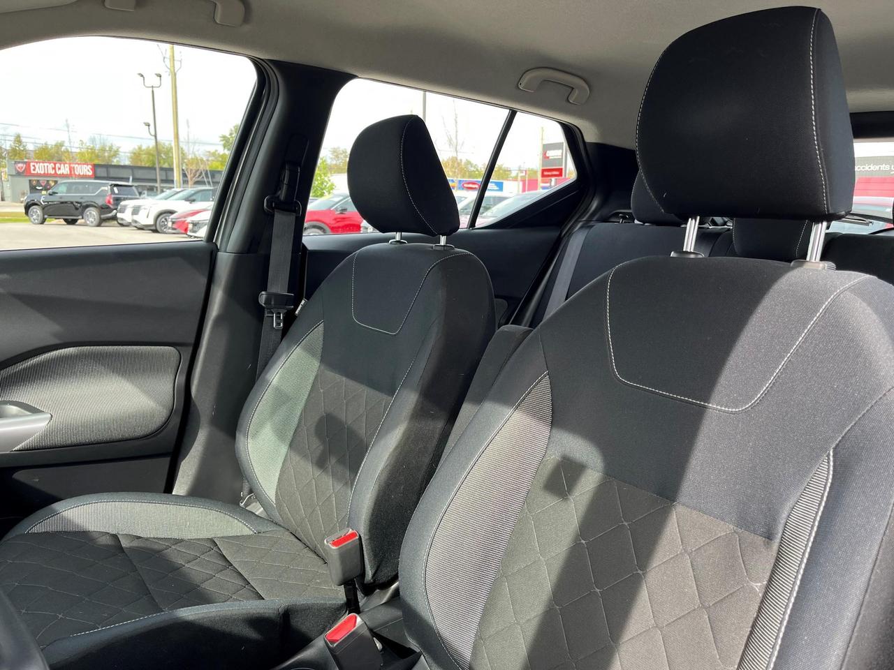 2018 Nissan Kicks S (CVT) 4dr Front-Wheel Drive Photo