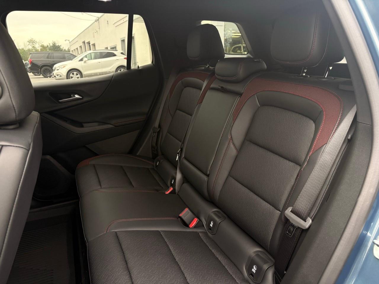 2027 Chevrolet Equinox AWD RS Photo