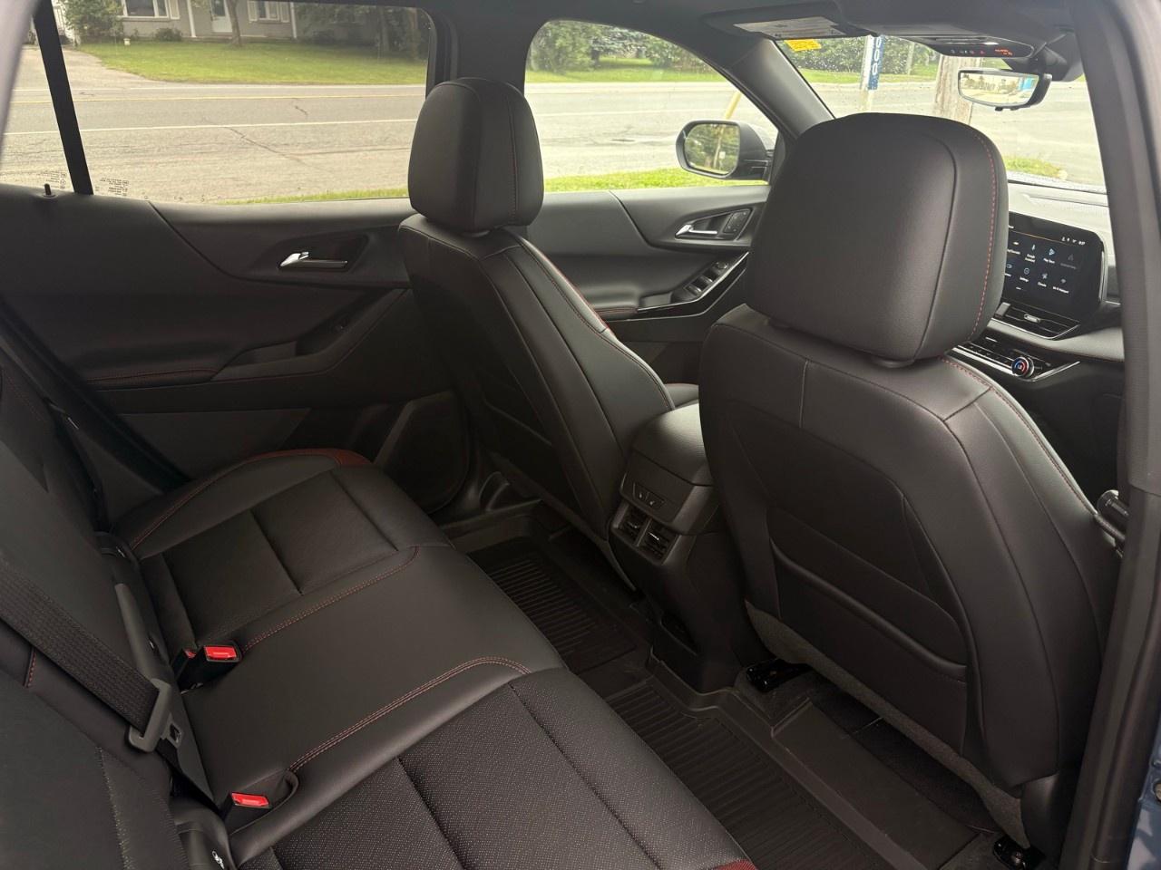 2027 Chevrolet Equinox AWD RS Photo