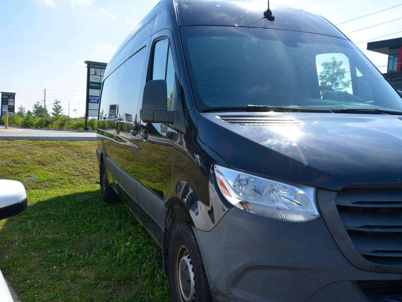 2021 Mercedes-Benz Sprinter 2500 Cargo 170 WB Photo