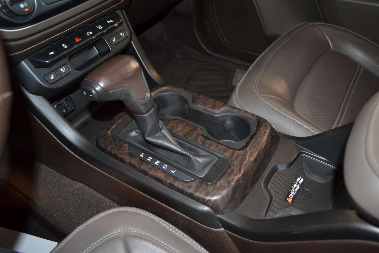 2021 GMC Canyon Denali Photo