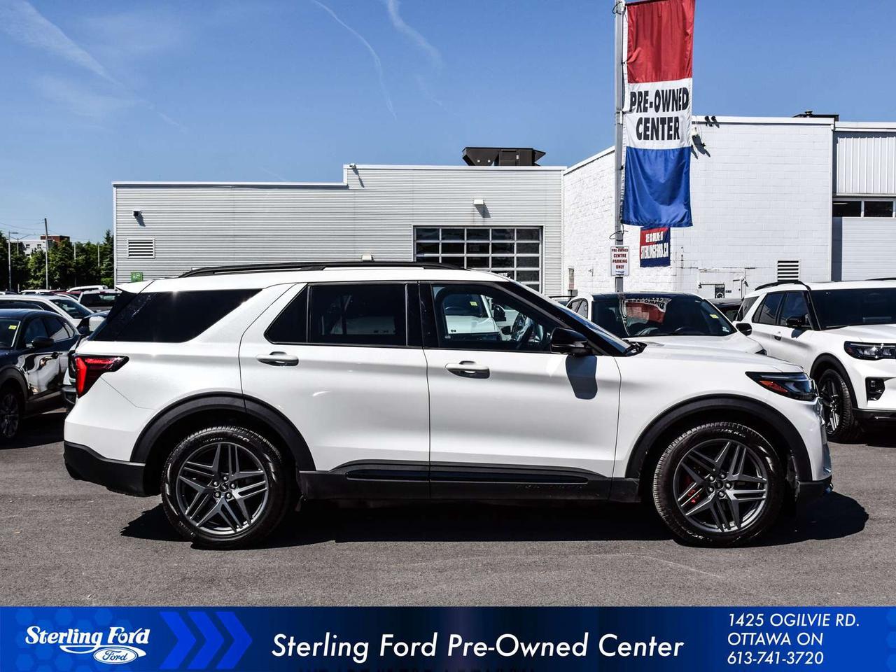 2025 Ford Explorer ST Photo