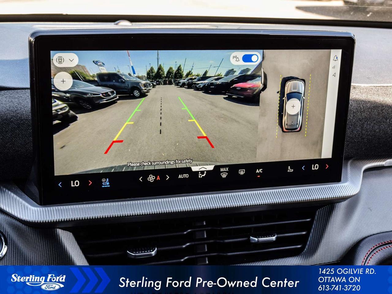 2025 Ford Explorer ST Photo