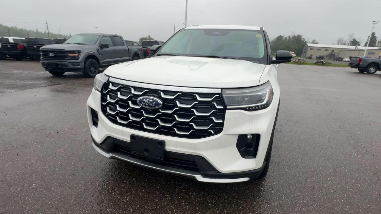 2026 Ford Explorer Platinum Photo