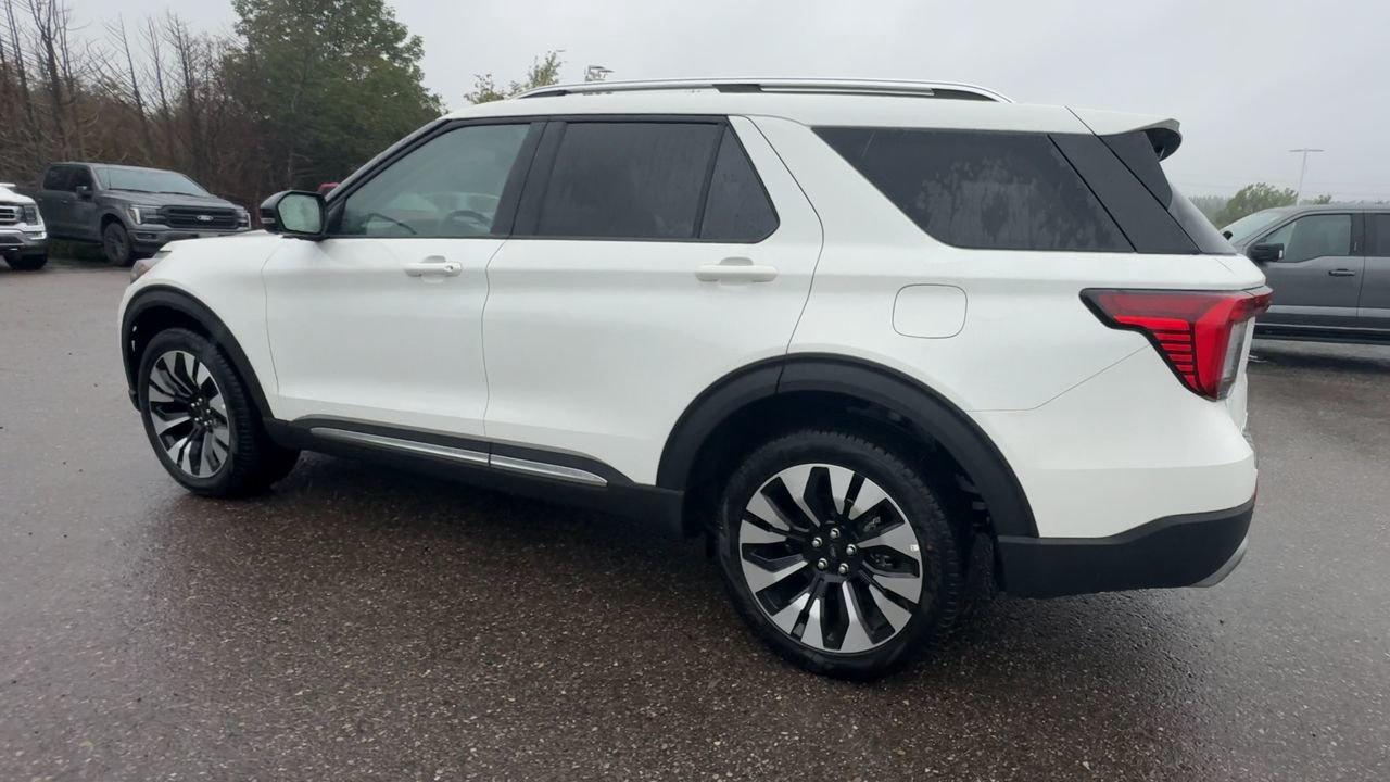 2026 Ford Explorer Platinum Photo