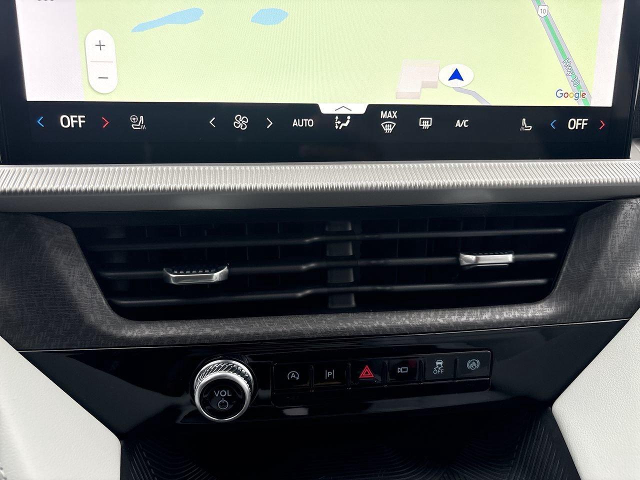 2026 Ford Explorer Platinum Photo