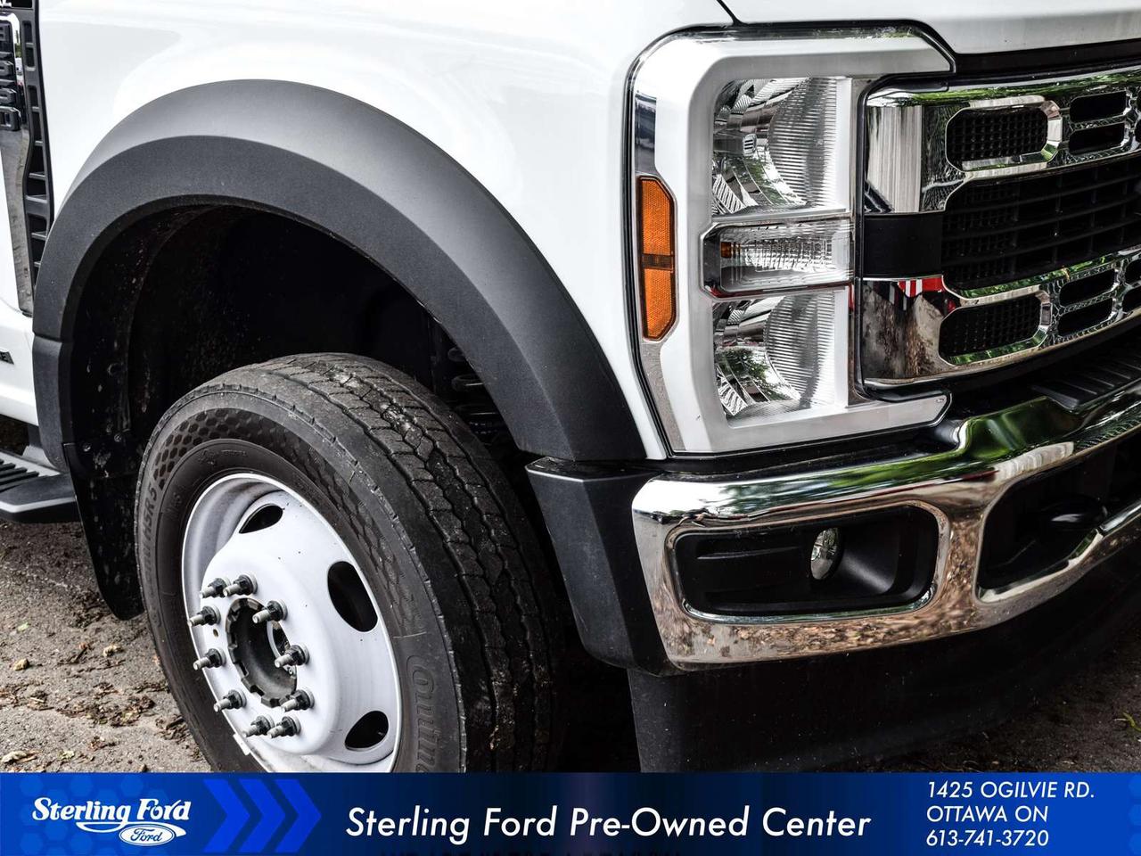 2025 Ford F-550 Super Duty XL Photo2