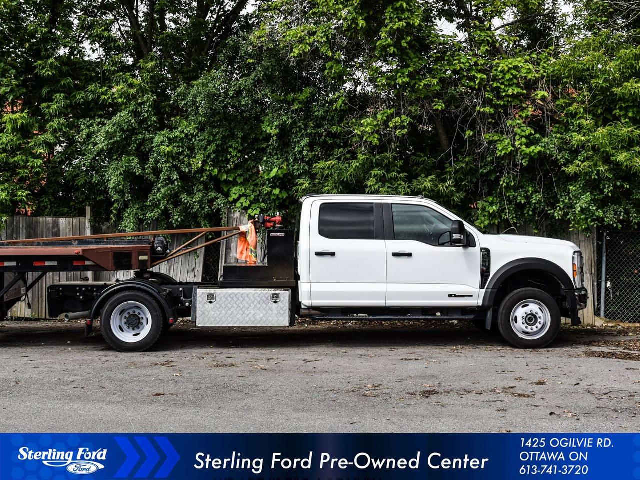 2025 Ford F-550 Super Duty XL Photo